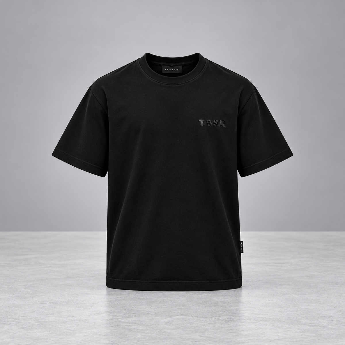 CAMISETA ESSENCE BLACK